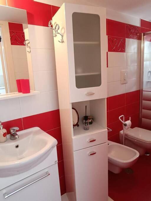 Casa Vacanza Raggio Di Sole Giovinazzo Exterior foto